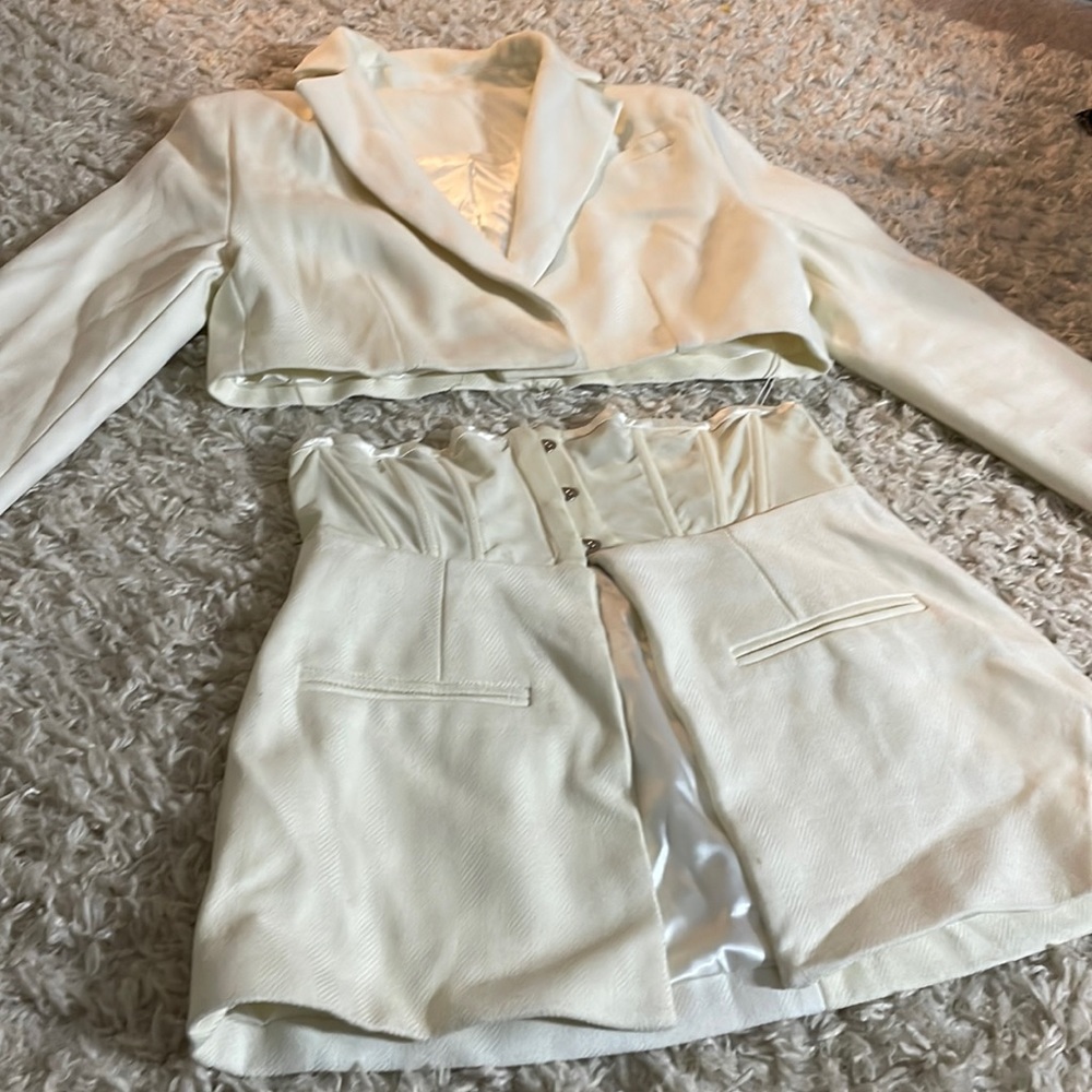 Cream two piece blazer